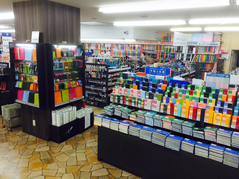 ナガサワ文具センター 本店にて