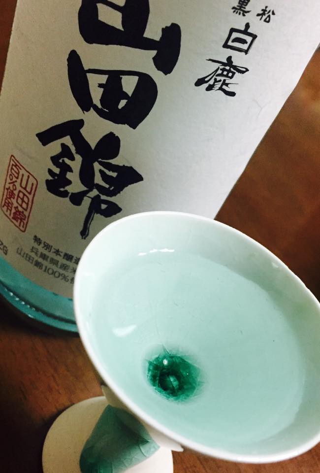 好みのお酒を美しい器で