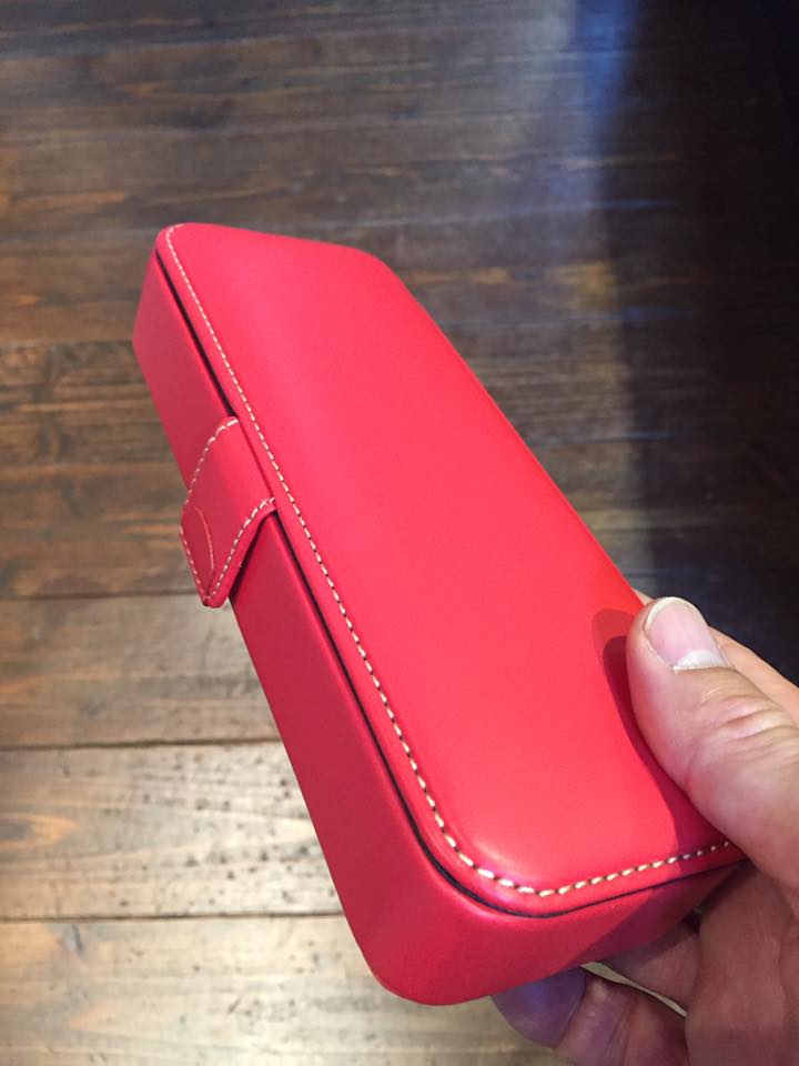 おとなの真っ赤な筆箱