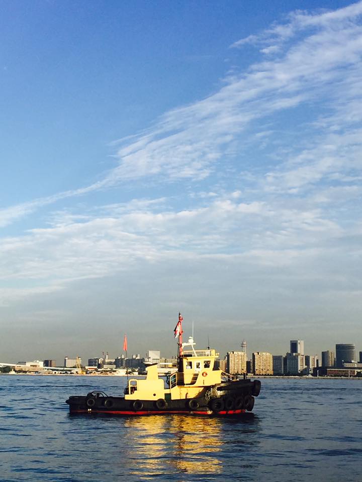 神戸煉瓦倉庫の夕暮れ時