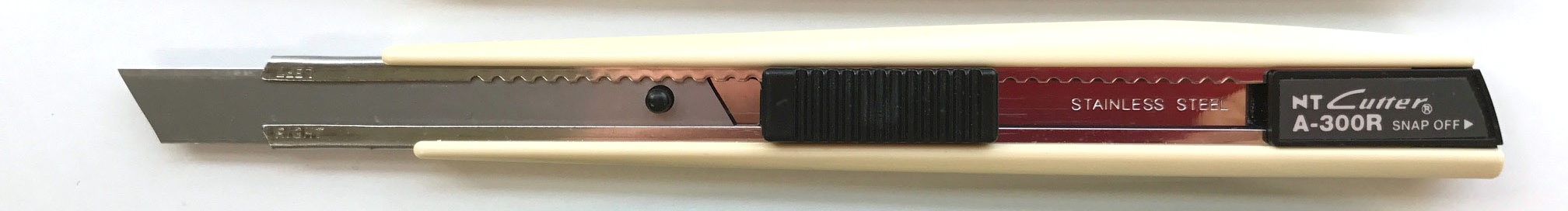 小日向京のひねもす文房具｜第九十回「エヌティー NTカッター A型」