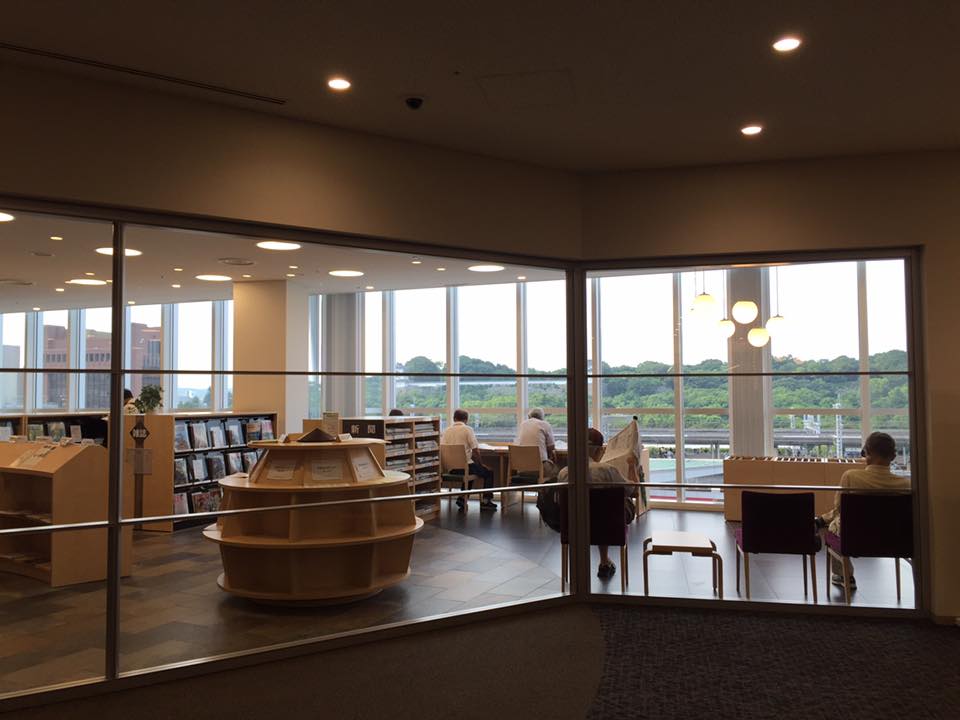 あかし市民図書館