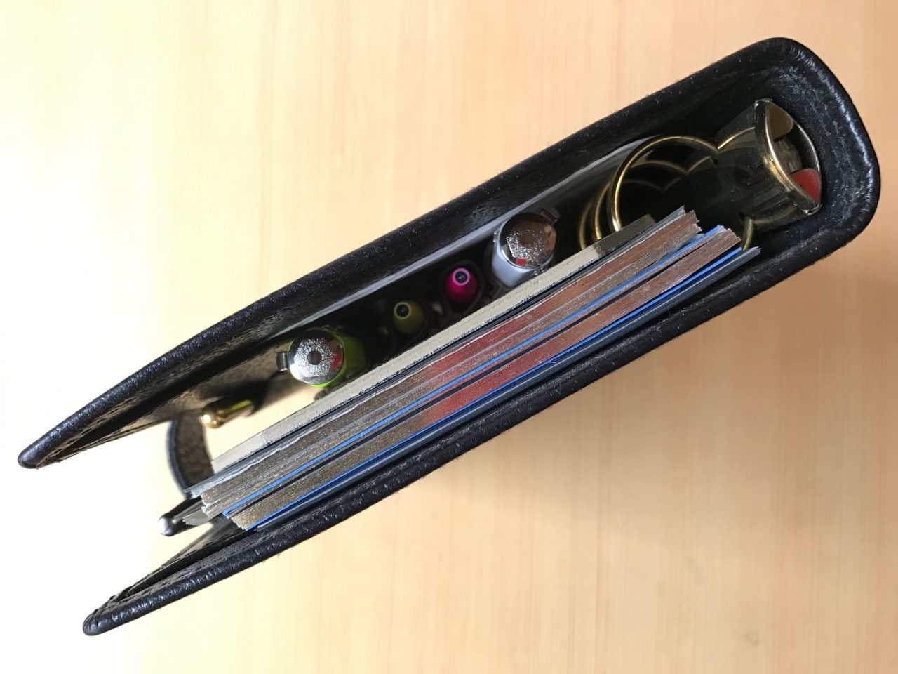 小日向京のひねもす文房具｜第百十回「あたぼう Pen4lder（ペンホルダー）」