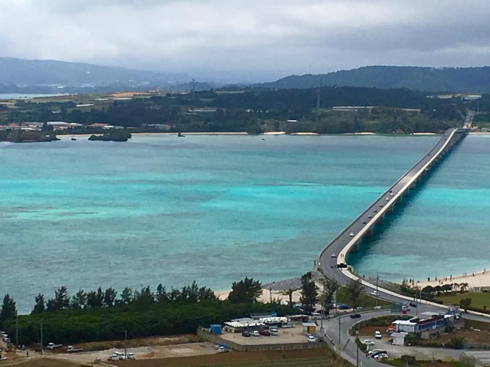 沖縄の海へ