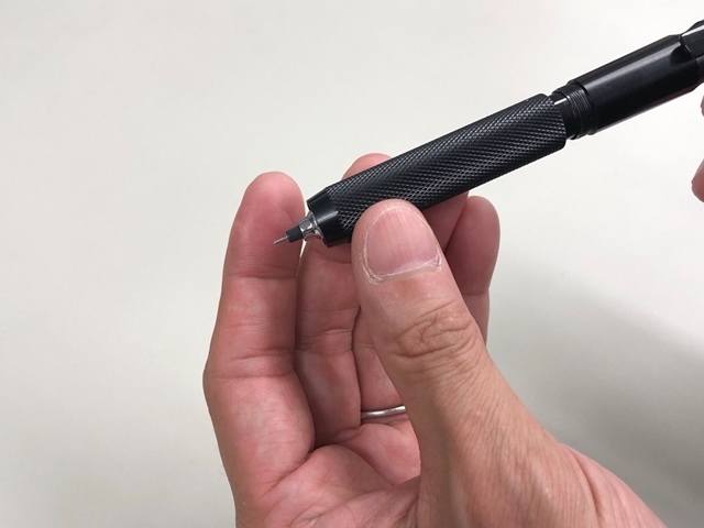 ボールペンとシャープペンをカスタマイズ！お手元の筆記具をスマートに！