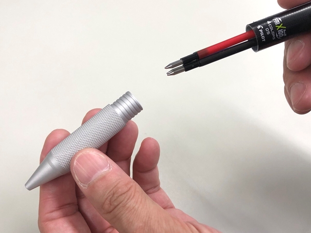 ボールペンとシャープペンをカスタマイズ！お手元の筆記具をスマートに！
