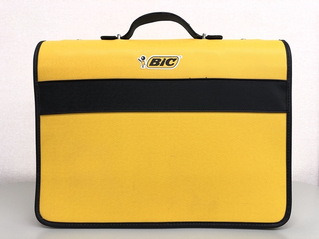 BIC（ビック）はフランスでビックリするくらい有名なBIGボールペンブランド！