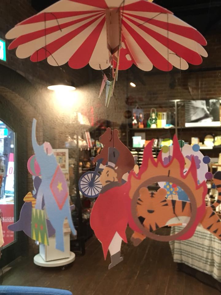 神戸煉瓦倉庫店の一日