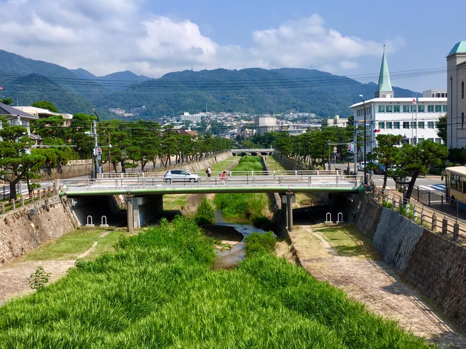 真夏の芦屋川